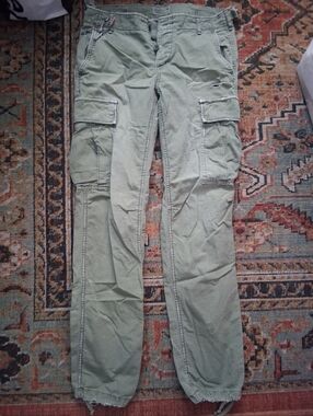 American Eagle Outfitters Olive Green Women's Cargo Pants
